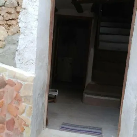 Casa rural Proyecto Aguinaliu- Estudio B Graus